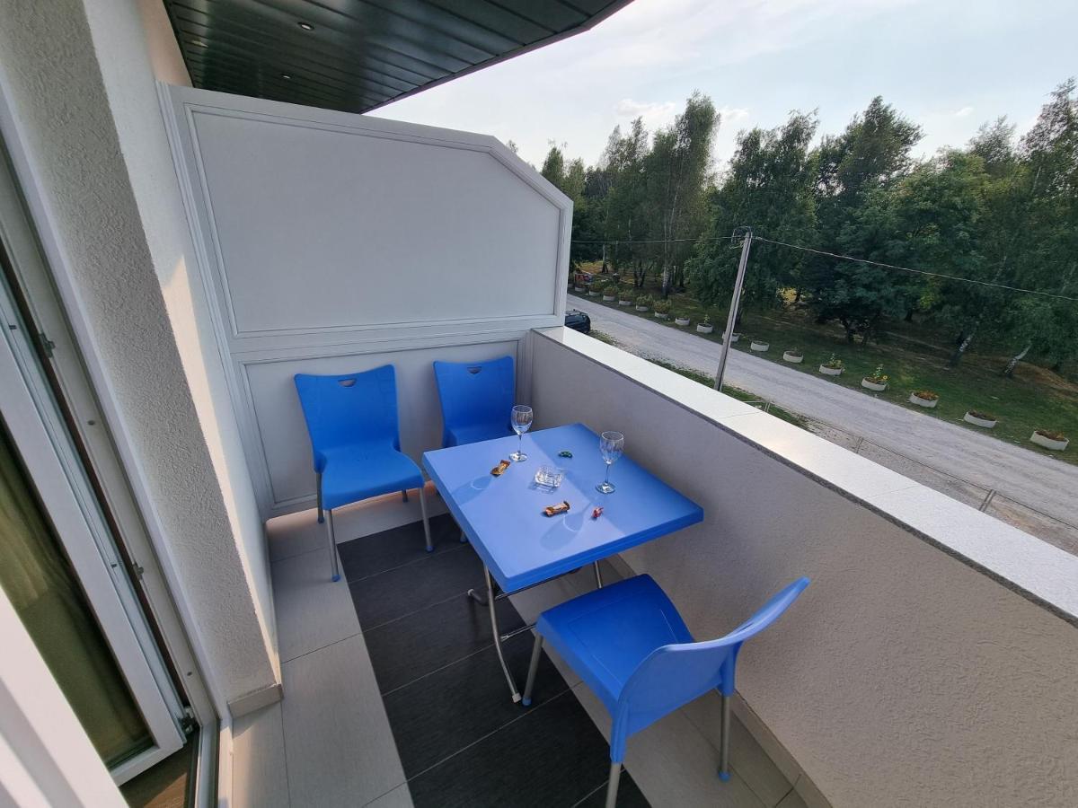 Villa Park Ravne Високо Экстерьер фото