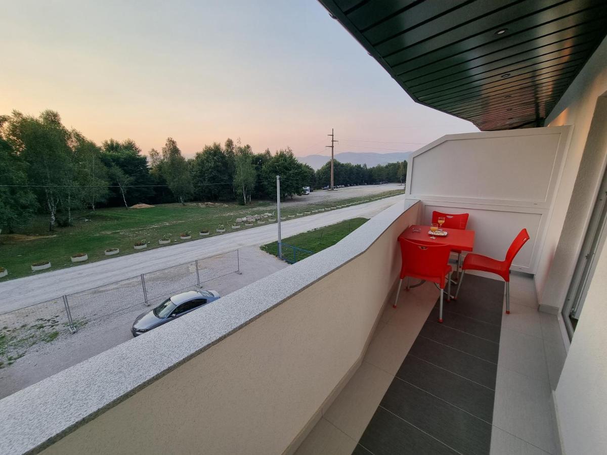 Villa Park Ravne Високо Экстерьер фото