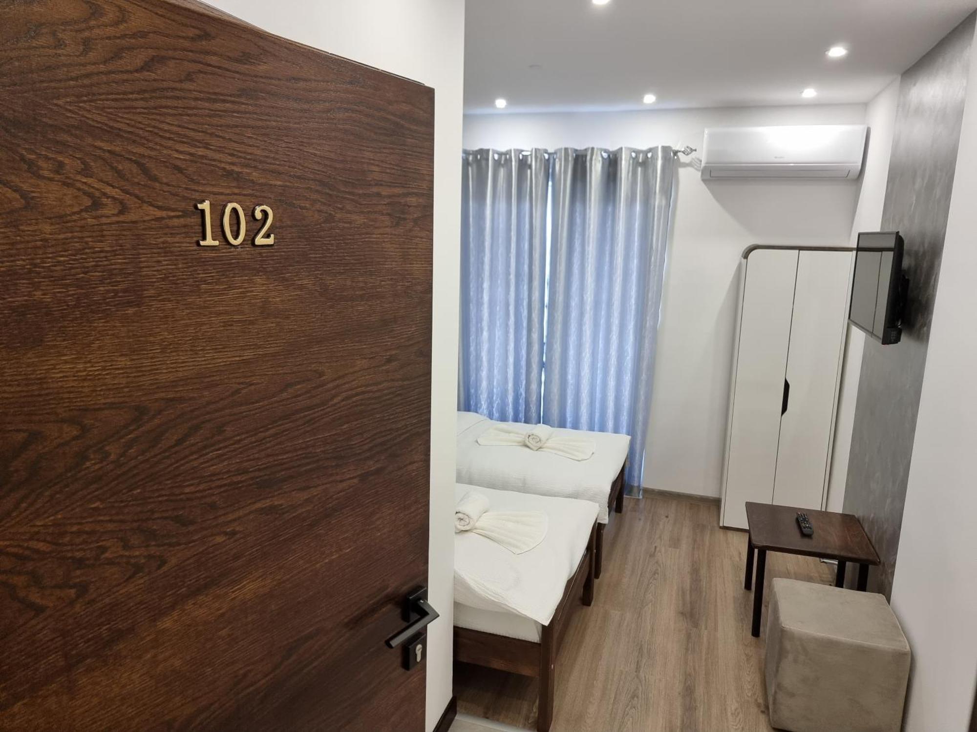 Villa Park Ravne Високо Экстерьер фото