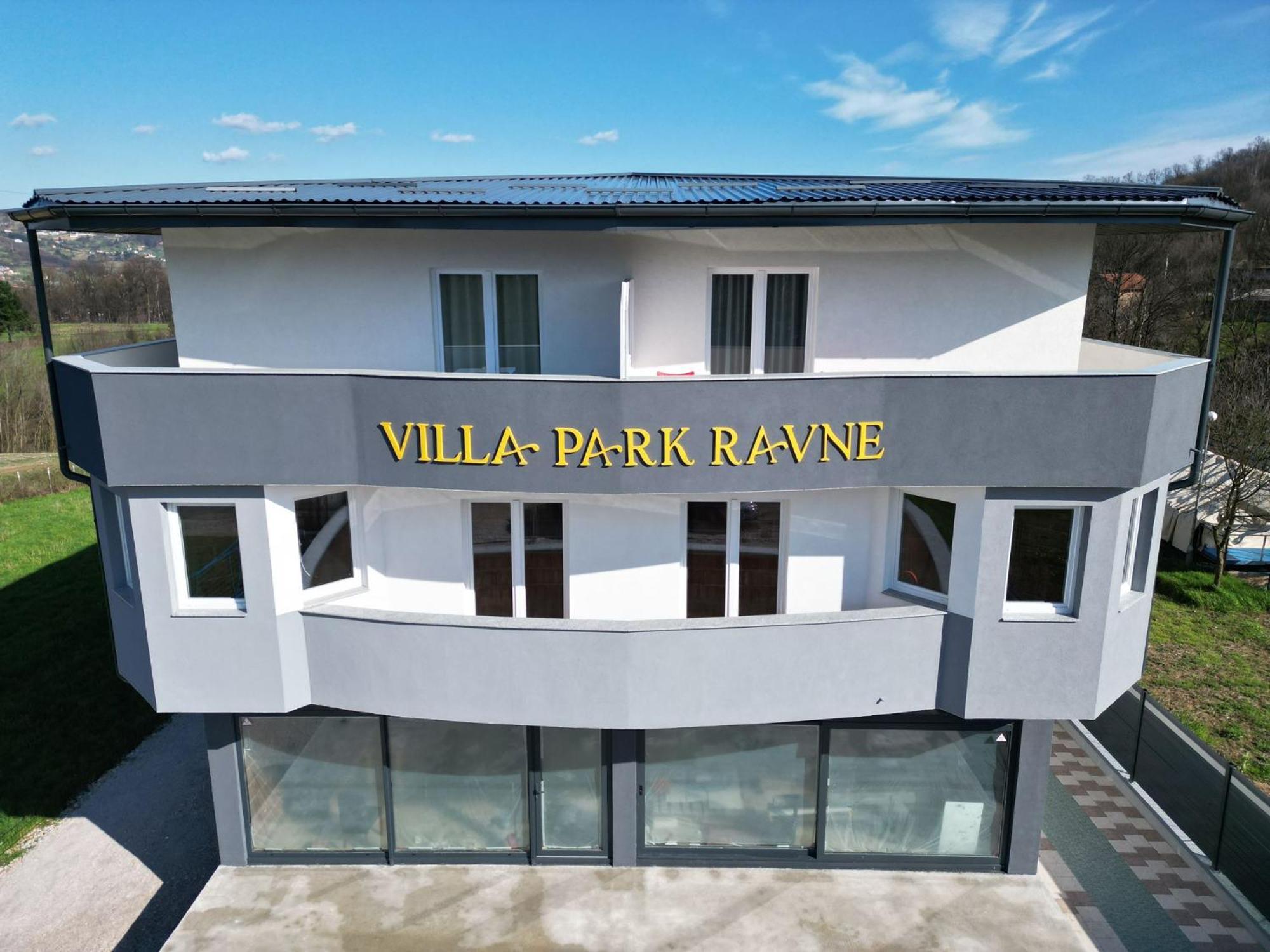 Villa Park Ravne Високо Экстерьер фото